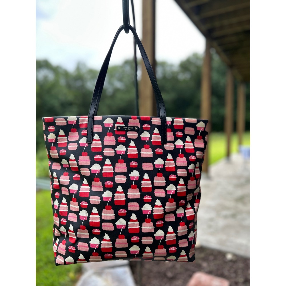 Kate Spade Take the Cake Bon Shopper Tote Cupcake Pastry‎ Canvas Shoulder Bag